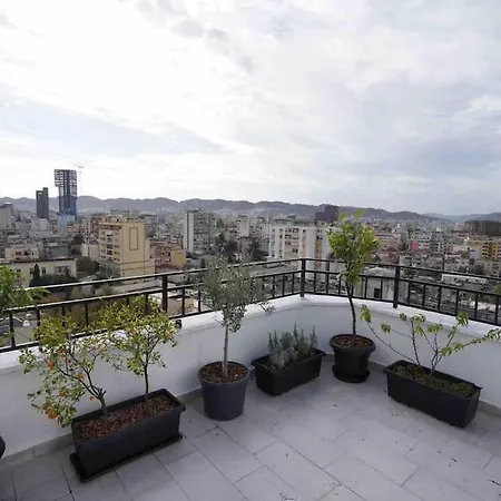 Апартаменты 30°bs Rooftop Тирана