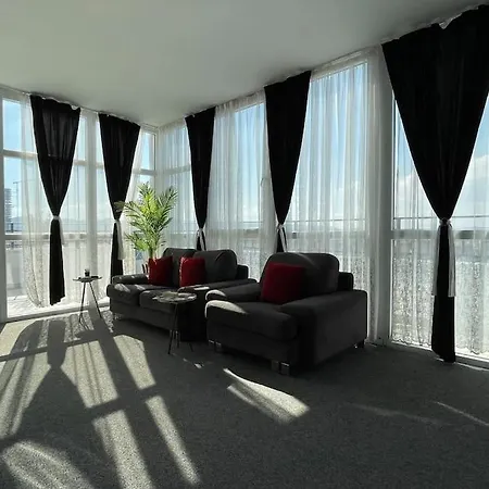 30°bs Rooftop * Tiran